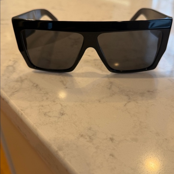 Celine Acetate Black Rectangular Sunglasses - Picture 2 of 13